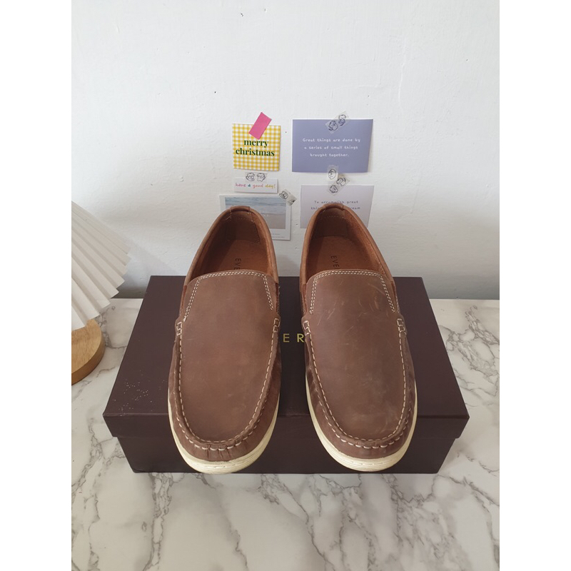 Sepatu Everbest Steven D15 Size 44 Second (Box Berbeda Dengan Tipe Sepatu)