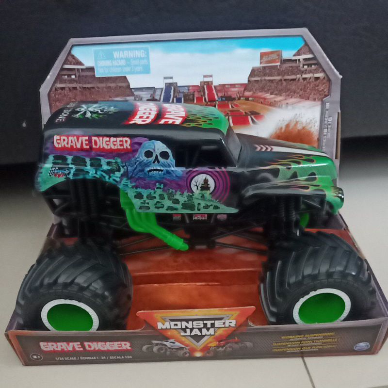grave digger monster jam skala 24