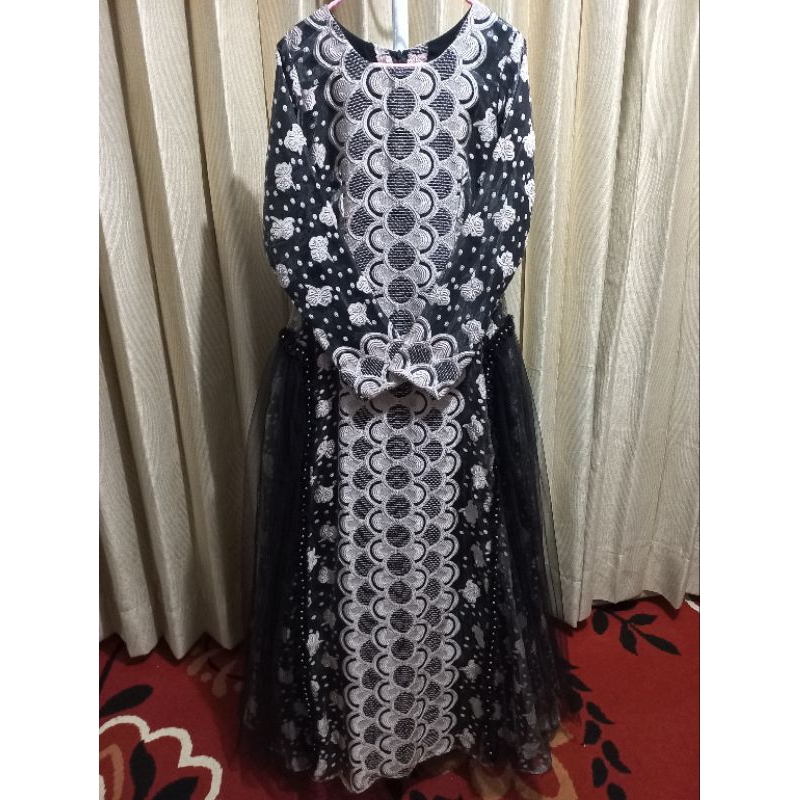 Dress Pesta Brukat / Dress Wisuda Simple Elegan