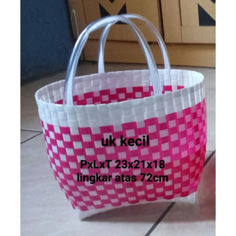 tas anyaman plastik oval kecil