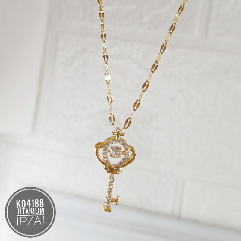 Kalung Titanium Dancing Stone kunci gold K04188