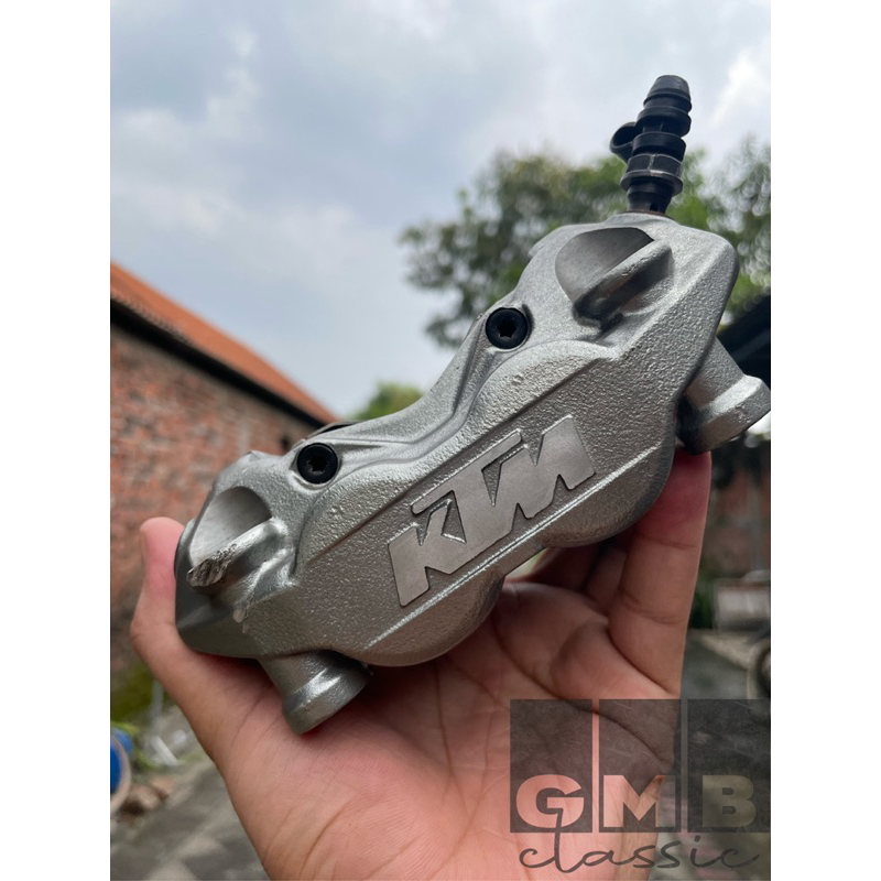 kaliper KTM Duke 790 caliper kanan KTM Duke 790