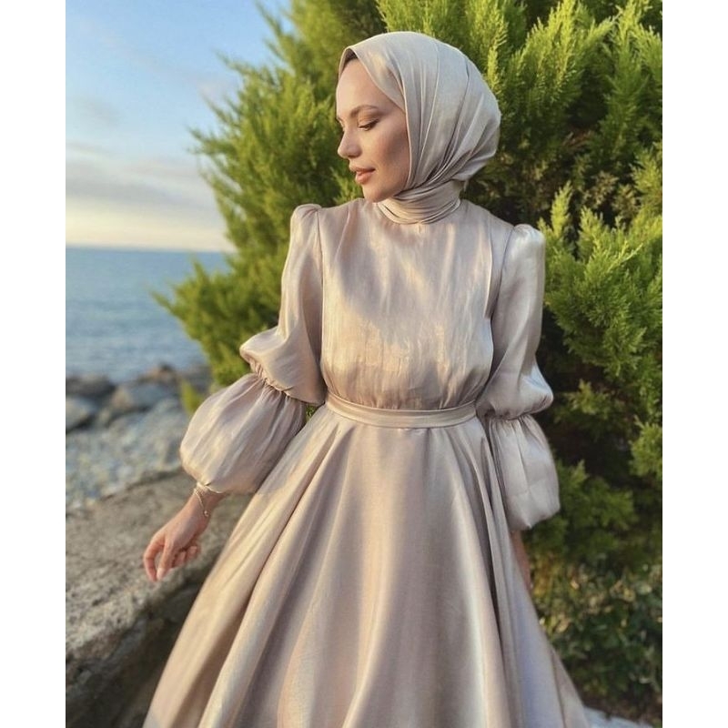 Shimmer dress hijab