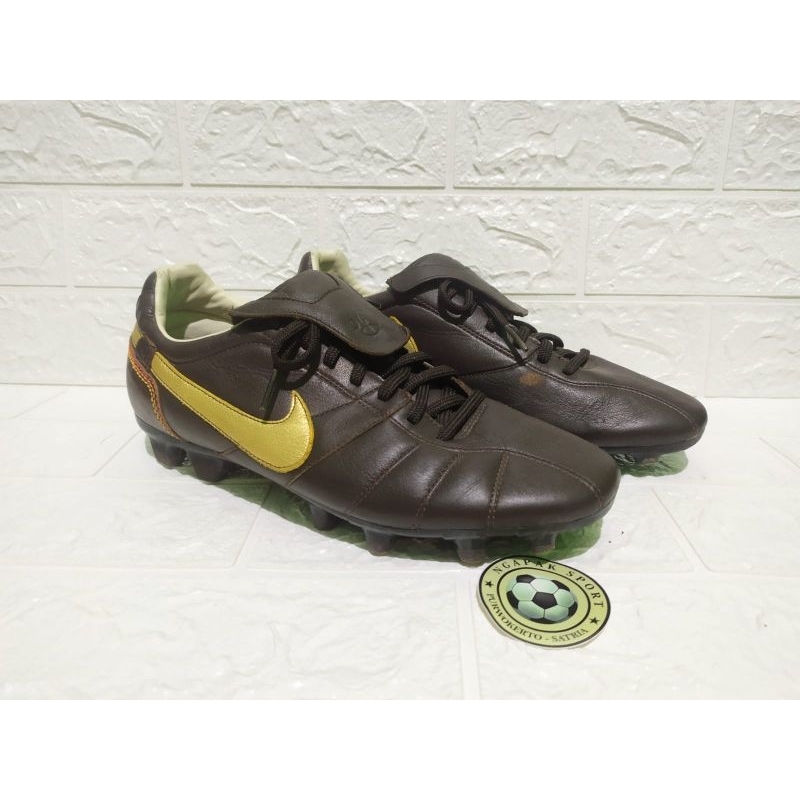 Nike Tempo R10 Ronaldinho FG