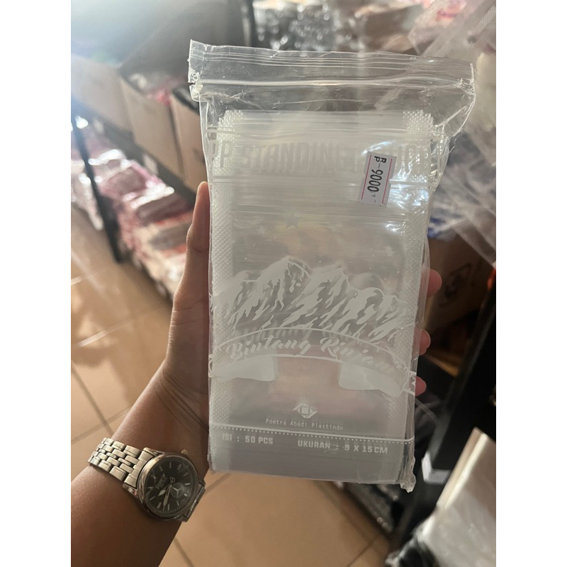 Standing Pouch 9x15