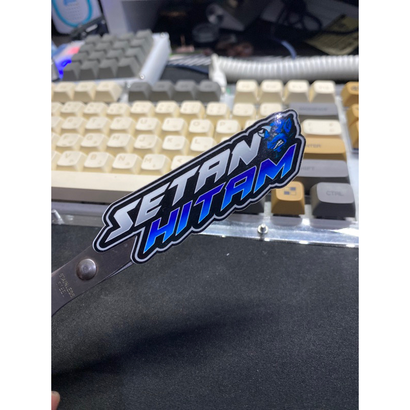 STIKER SETAN HITAM