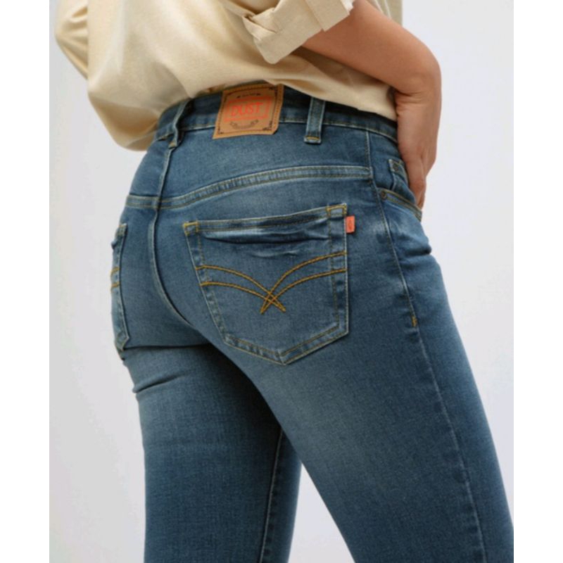 Celana Panjang Dust jeans Ori.