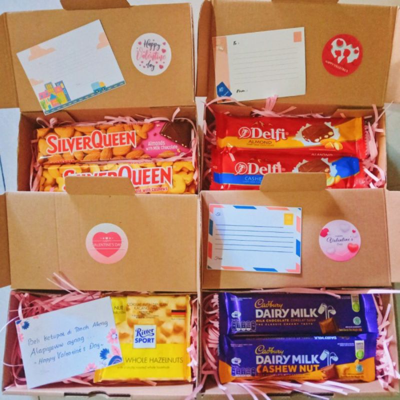 

Kado/Hampres/Gift Box Coklat Ulang Tahun, Valentine, Graduation, Anniversary dll free ucapan