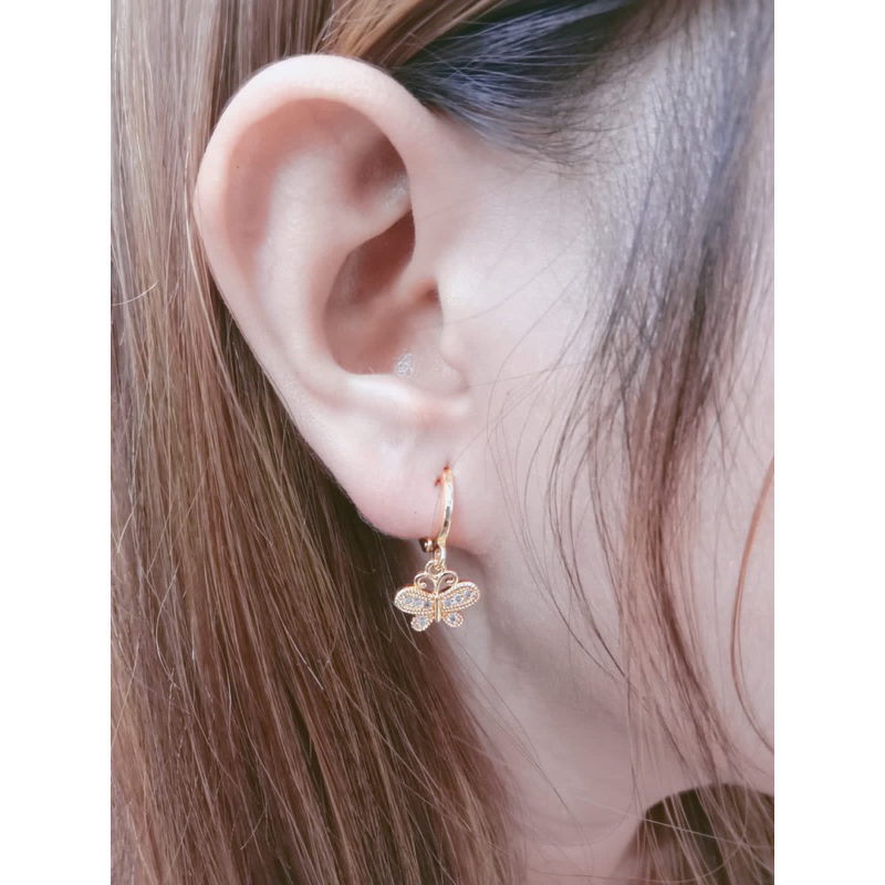 anting wanita //anting jepit juarai //anting permata //perhiasan//anting