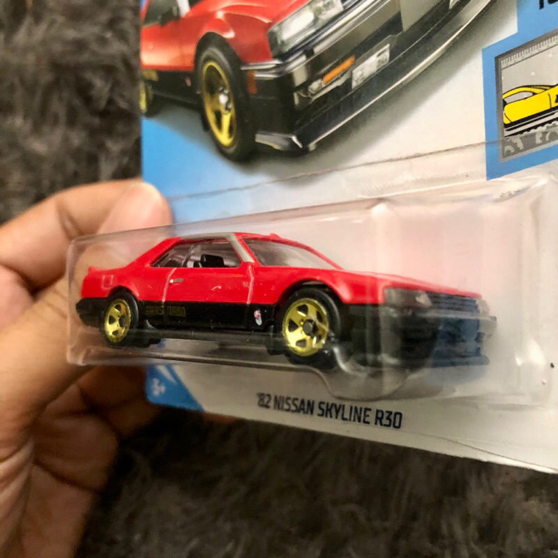 Hot Wheels ‘82 Nissan Skyline R30