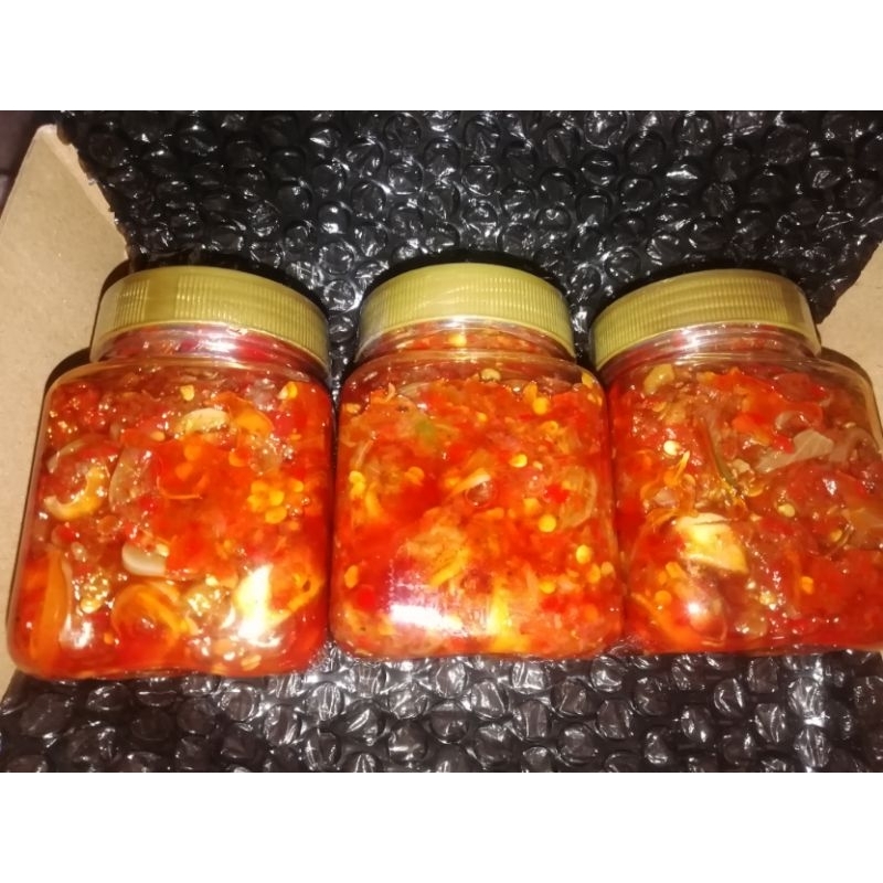 

sambal cumi 200 ml ready sambel bawang, sambel trasi, sambelkencur chat admin aja untuk rasa