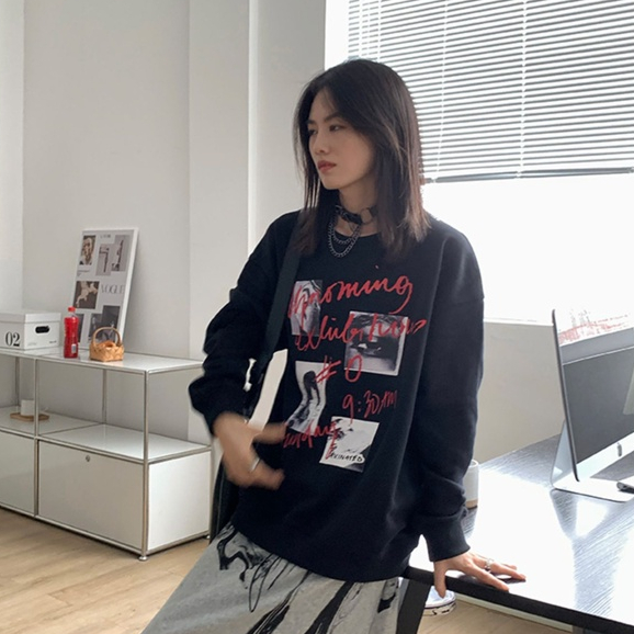 Sweatshirt Letter Graffiti Oversize Korean Style Baju Top Wanita Ootd Kekinian Couple Sweater