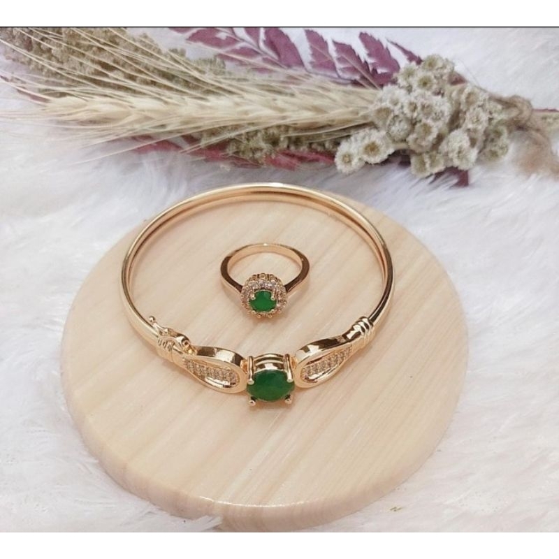 Set Gelang Cincin permata hijau Lapis Emas