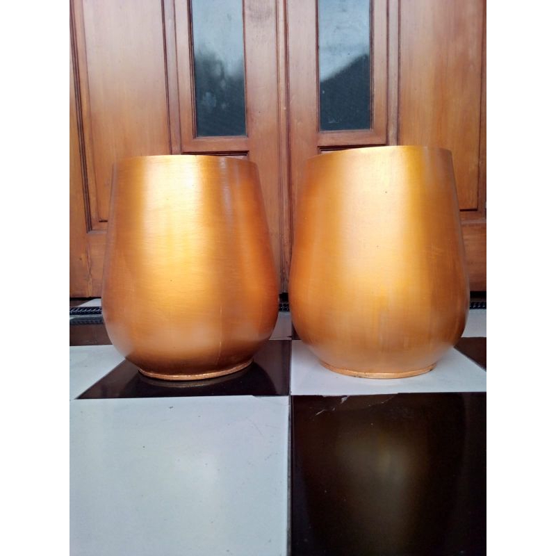 NEW POT DEKORASI PELAMINAN BAHAN SPON KARET UKURAN TINGGI 30CM WARNA GOLD//PELAMINAN BACKDROP