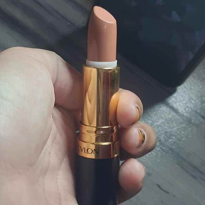 lipstik revlon 117 almost nude