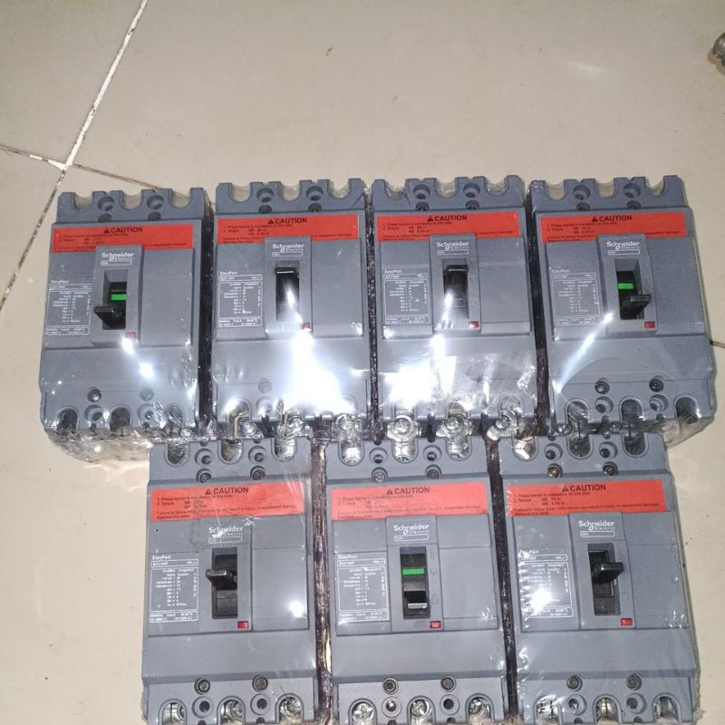 MCCB EZC  ORIGINAL 50A