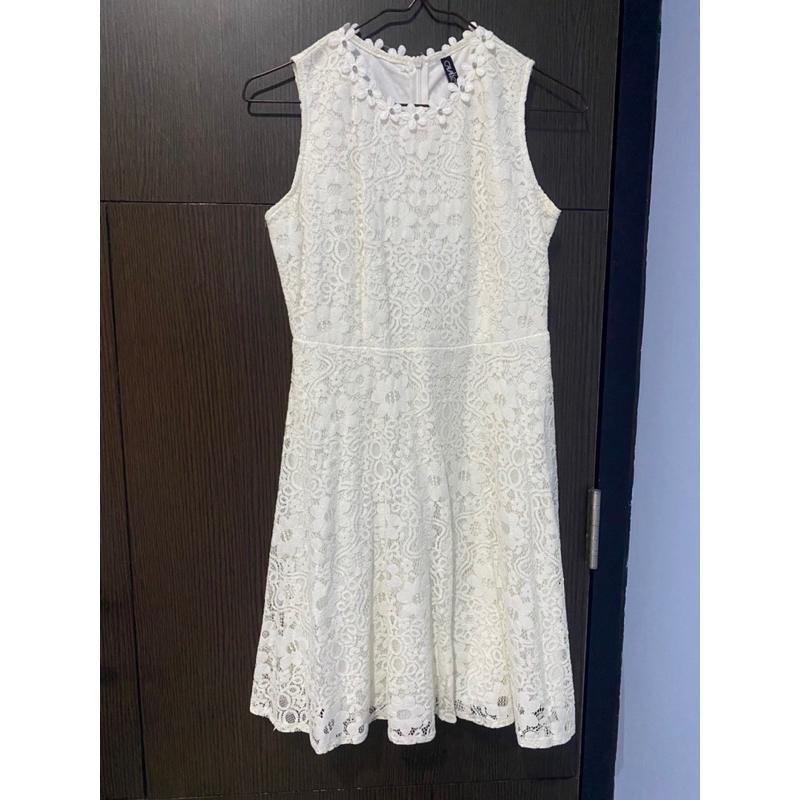 (PRELOVED) Cavalier lace dress