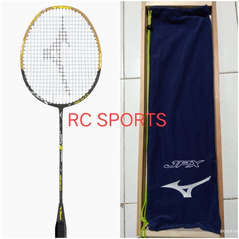 Raket Mizuno JPX 8 Zoom 4U5 Medium 30lbs champagne/sulphur yellow Badminton Raket