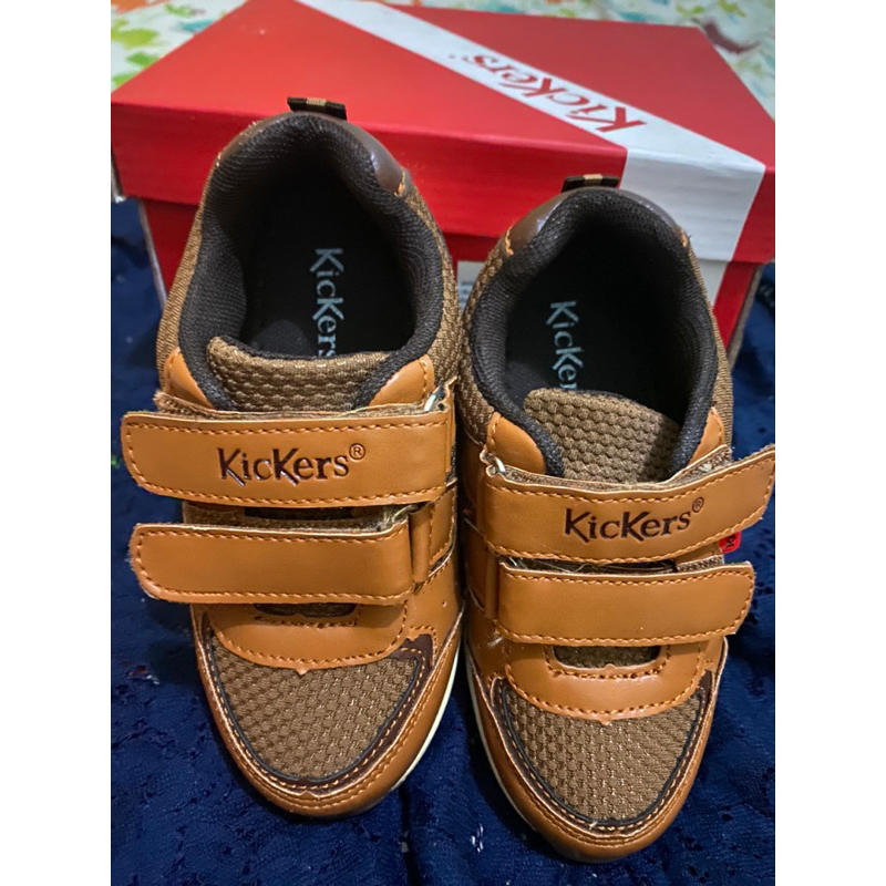 Sepatu Kickers Anak