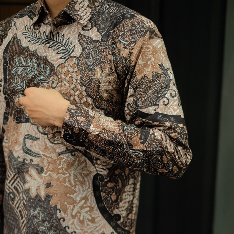 Batik Ayman - DHARANI | Kemeja Batik Pria Katun Solo Halus