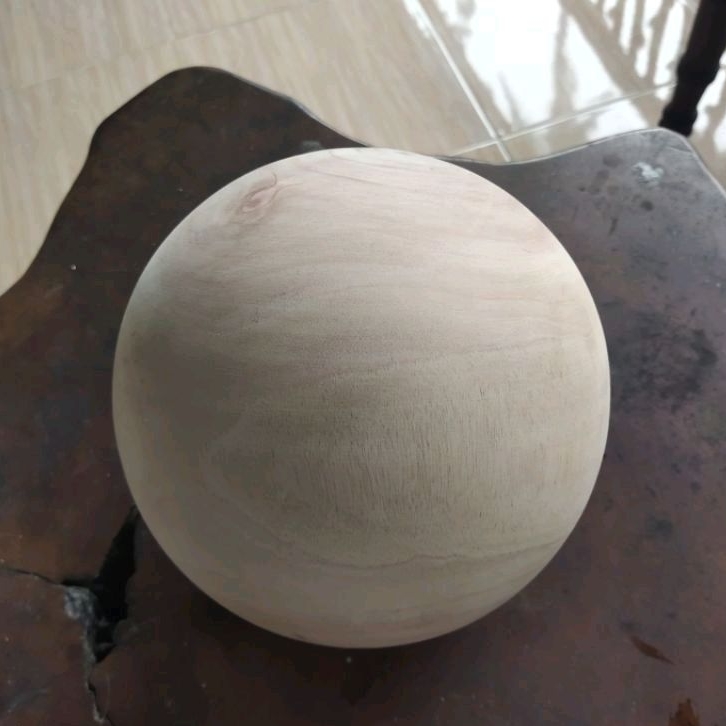 bola kayu 20 cm