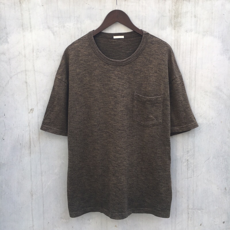 Kaos Basic Oversized by Gu Uniqlo Pocket tee