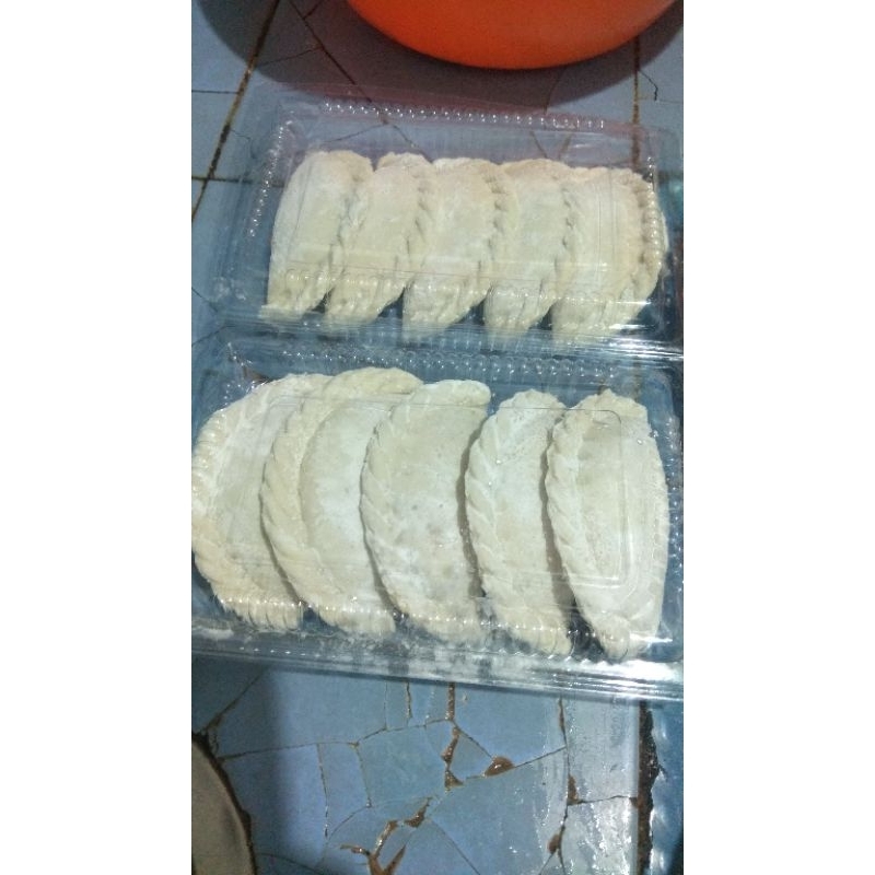 

cireng isi ayam suir pedas