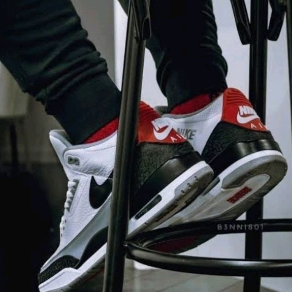 NIKE AIR JORDAN 3 TINKER