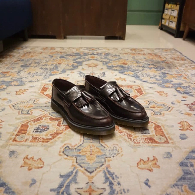 DR. MARTENS ADRIAN TASSEL LOAFERS CHERRY RED ARCADIA ORIGINAL BNIB