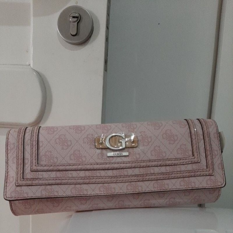 NEW CLUTCH GUESS PINK