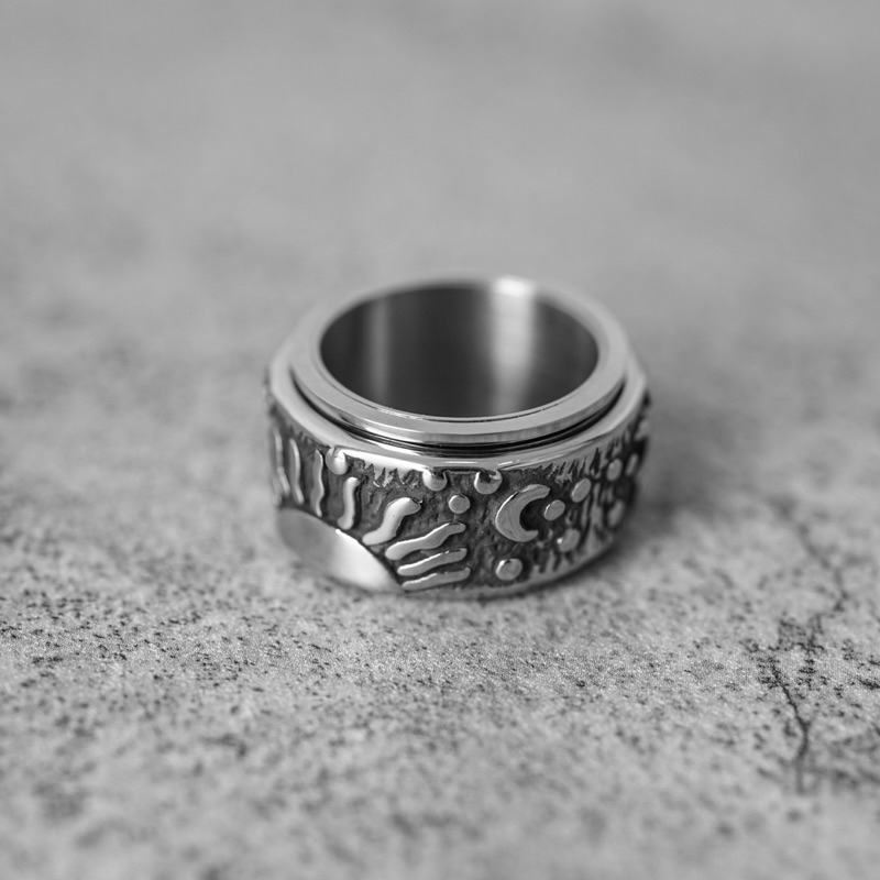 Sun Rotating Ring / Cincin