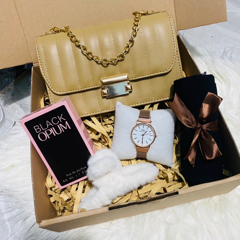 

{GB 88} GIFT BOX CEWEK / KADO ULANG TAHUN / WEDDING / ANNIVERSARY / KADO PACAR