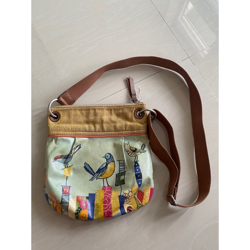 Preloved Tas Selempang Fossil