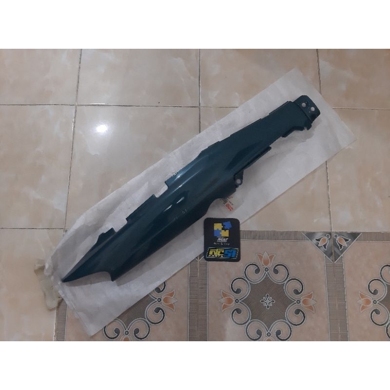 Body belakang kanan original yamaha vega lama 1998 1999 hijau nos