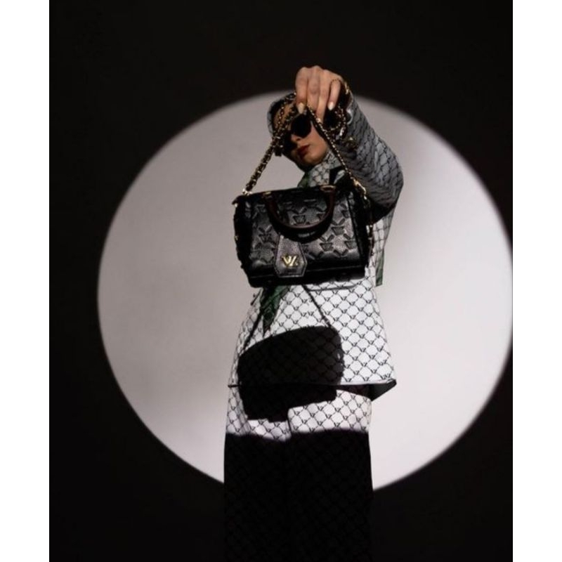 Vivi zubedi micro bowling bag black