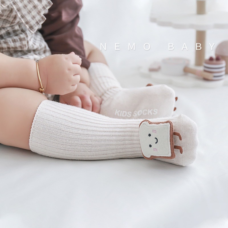 HHA Kaos Kaki Panjang Anti Slip Bayi Boneka 3D