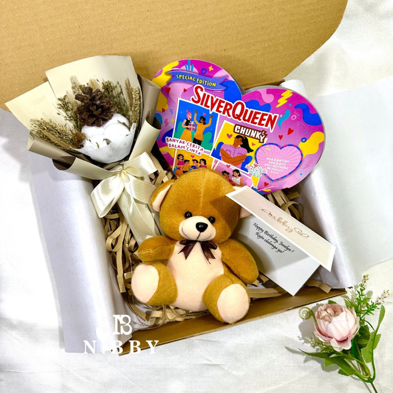 BIGLOVE HAMPERS Kado Ulang Tahun Valentine Sidang Wisuda Graduation Birthday Hadiah Pacar Cewek Gift Cokelat Silverqueen Love Boneka Buket Bunga Kering LED