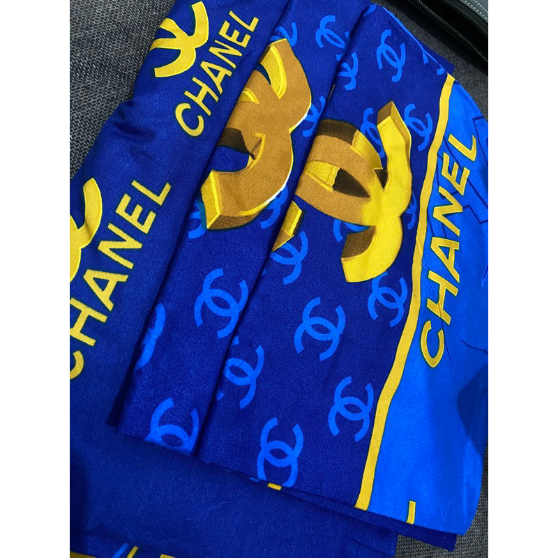sprei kintakun motif chanel canel 160x200 preloved like new