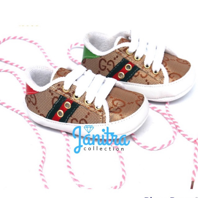 janitra sepatu pre walker bayi unisex sepat bayi gendong dan belajar jalan 69 batik 01