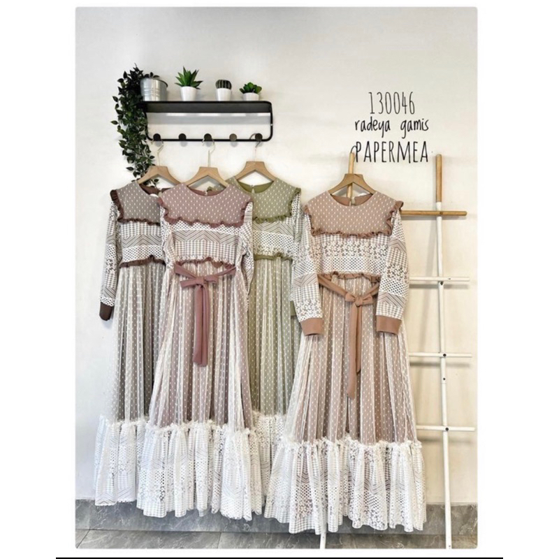 Papermea Premium Dress