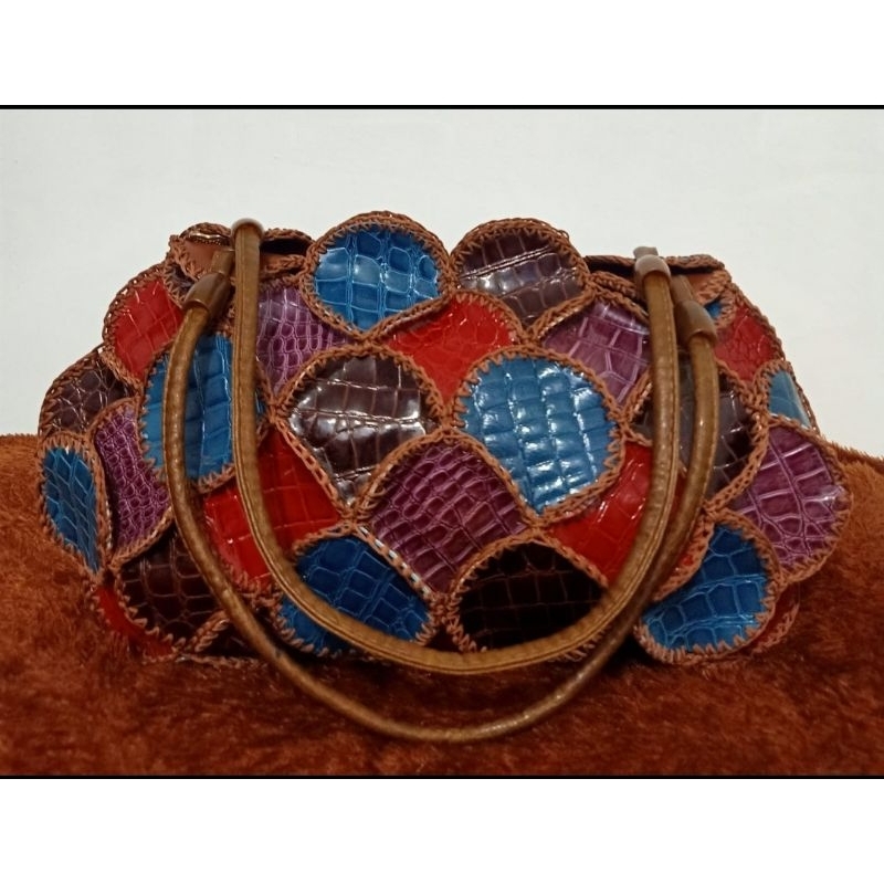 Tas sandang preloved motif ular