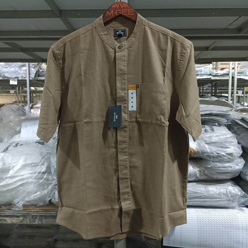 Kemeja koko lengan pendek Original MGEE ALFERO C082 KHAKY