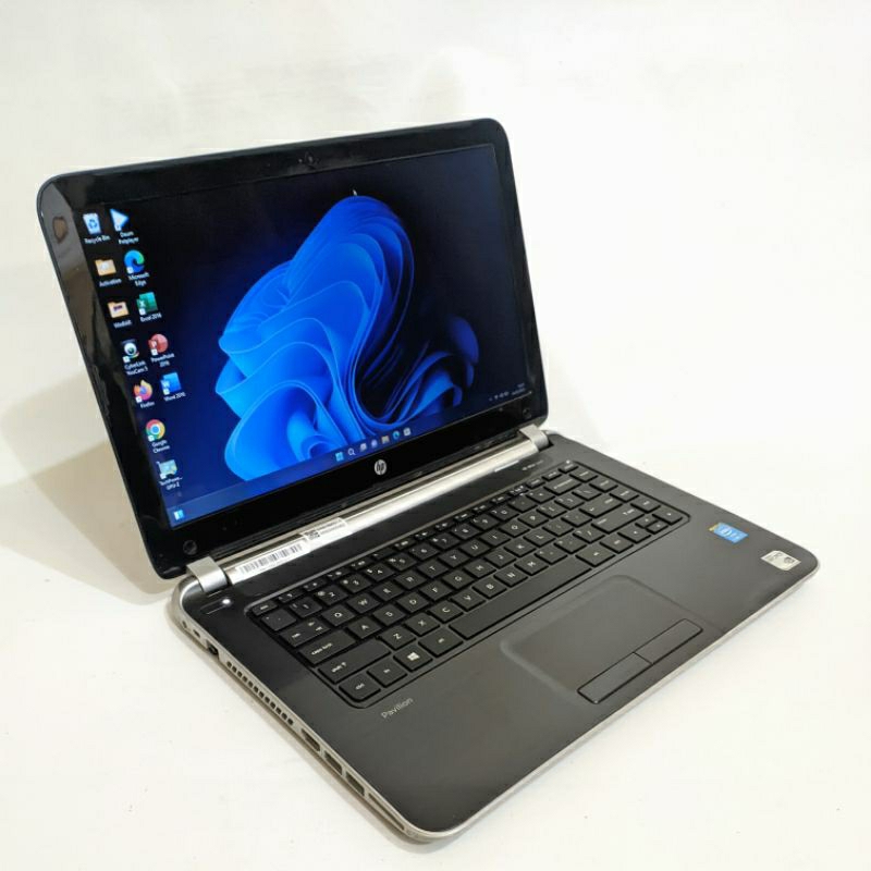 laptop gaming tipis dan slim hp pavilion 14 - core i5 ram 16gb dual vga Nvidia GeForce GT 740m