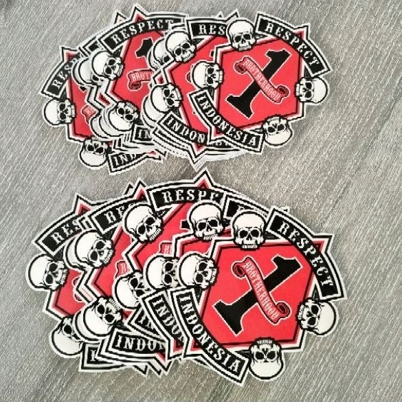 sticker respect one brotherhood skull