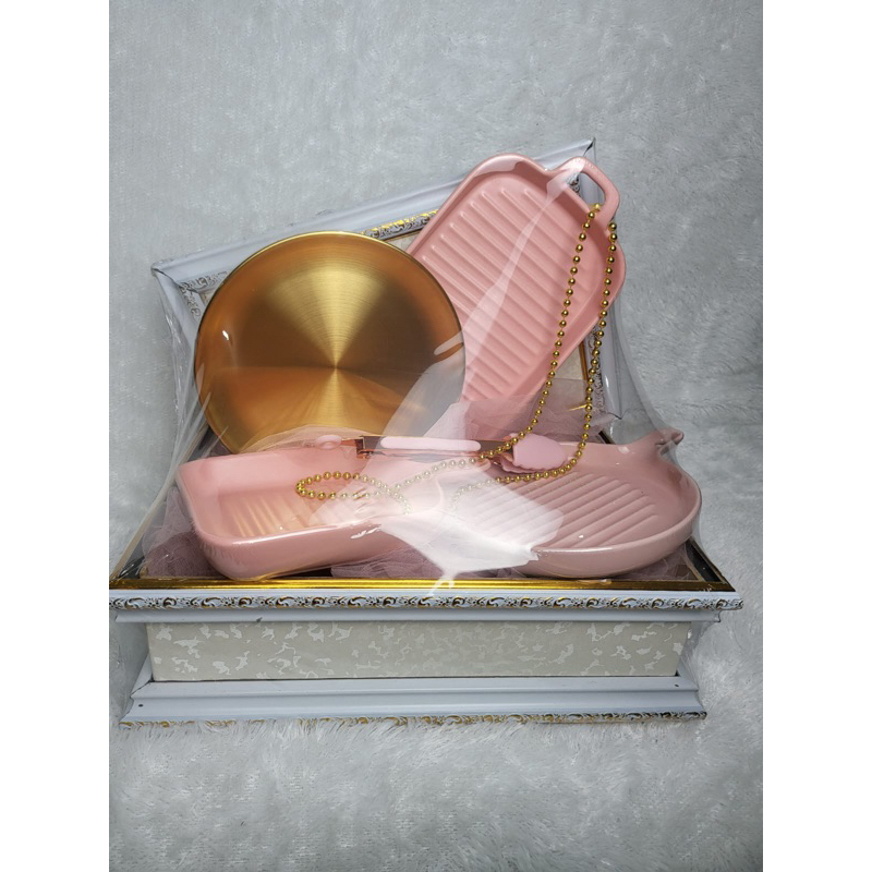 Parcel Set Piring Saji