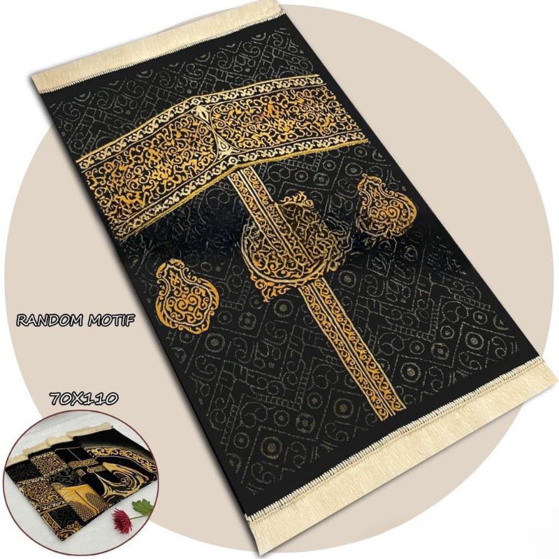 Sajadah turky Dewasa Sajadah Turki Exclusive Kiswah Hitam /flowers Tebal Halus perbaduan warna yang pas dan elegant gold hitam Ukuran 70cmx110cm