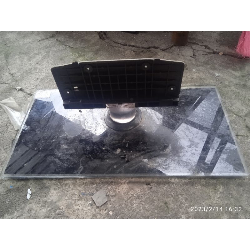 stand kaki tv led Samsung 40d5000