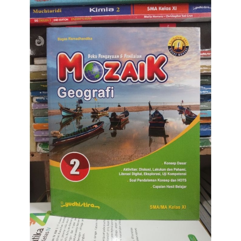 buku mozaik geografi kelas 11/XI/2 sma/ ma yudhistira