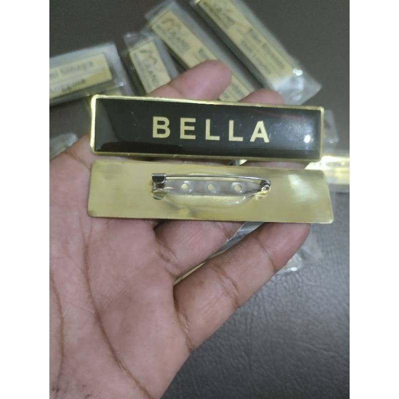 

NAMETAG/NAMA DADA/PENITI/MAGNET/JARUM/