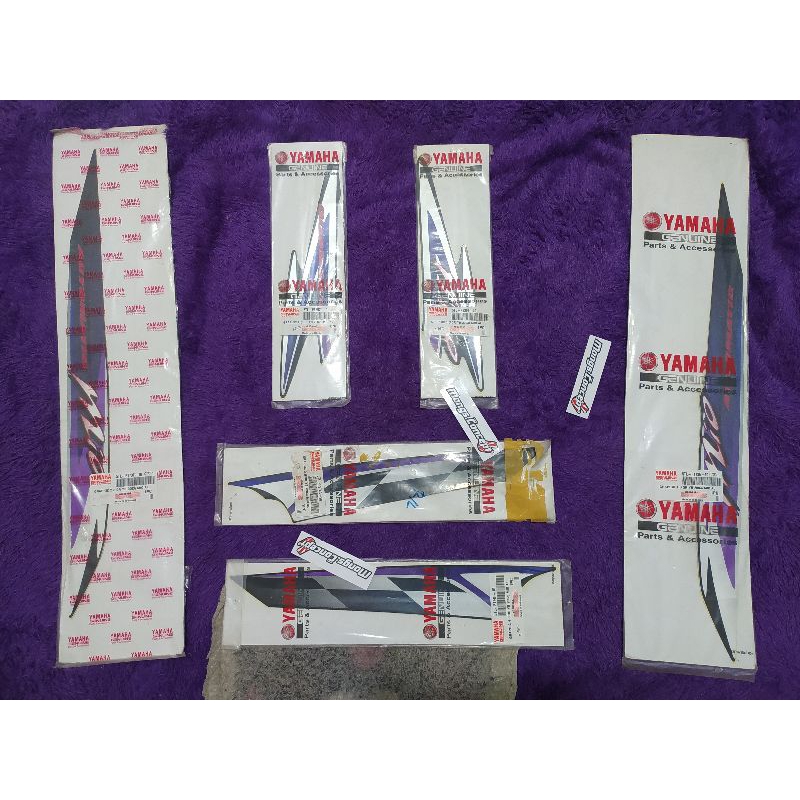 striping mio sporty 2004  bendera original ,stiker bodi mio sporty asli bendera 2004 hitam